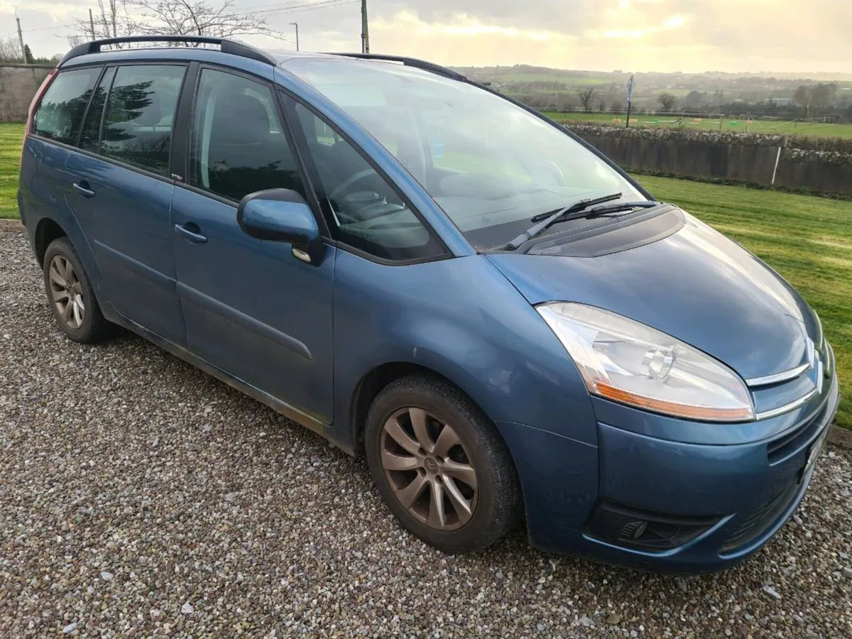 Citroën C4 Picasso 2010 M - Image 2