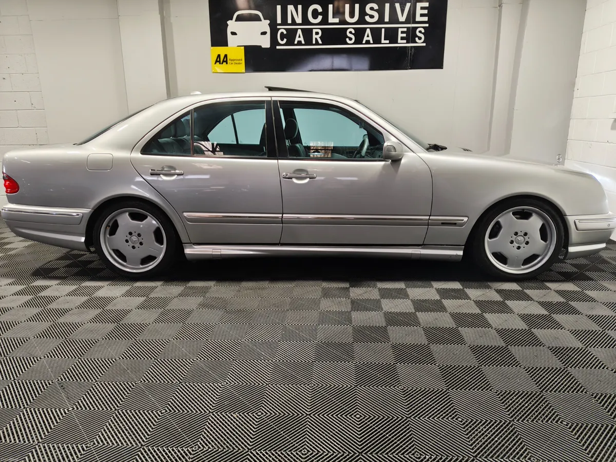Mercedes-Benz E-Class 2000 ULTRA RARE 5.5 E55 AMG - Image 4