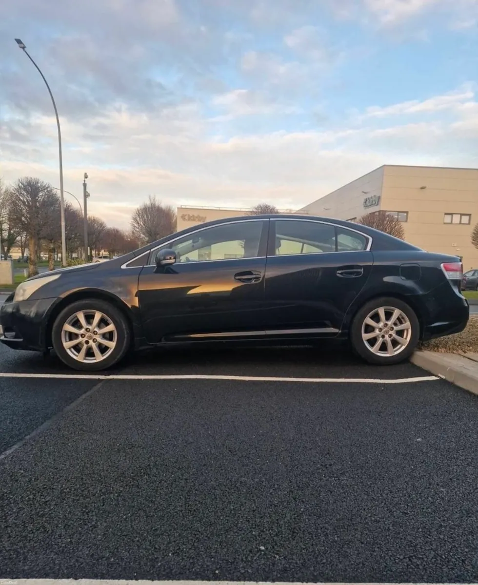 Toyota Avensis 2.0L Diesel NCT 11/26 - Image 3