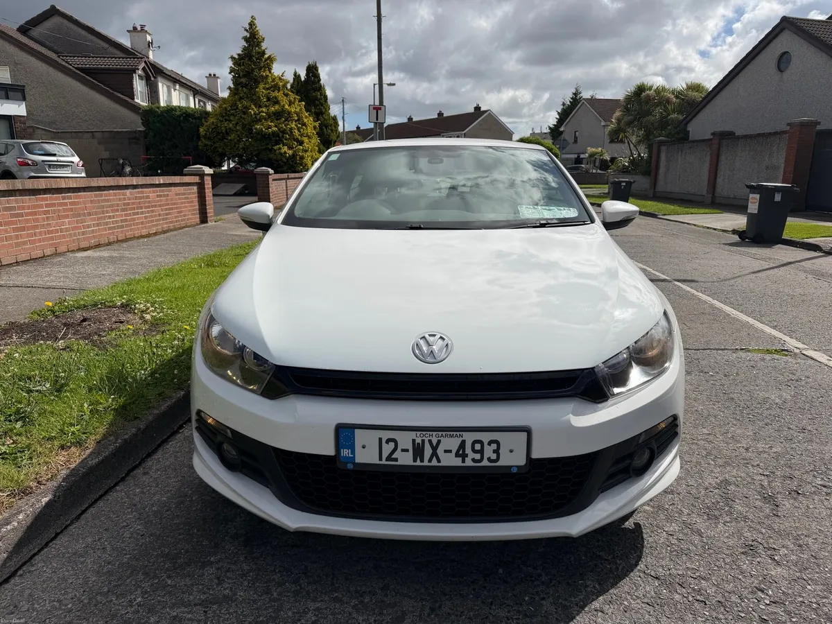 Volkswagen scirocco R-Line 1.4tsi one owner - Image 3