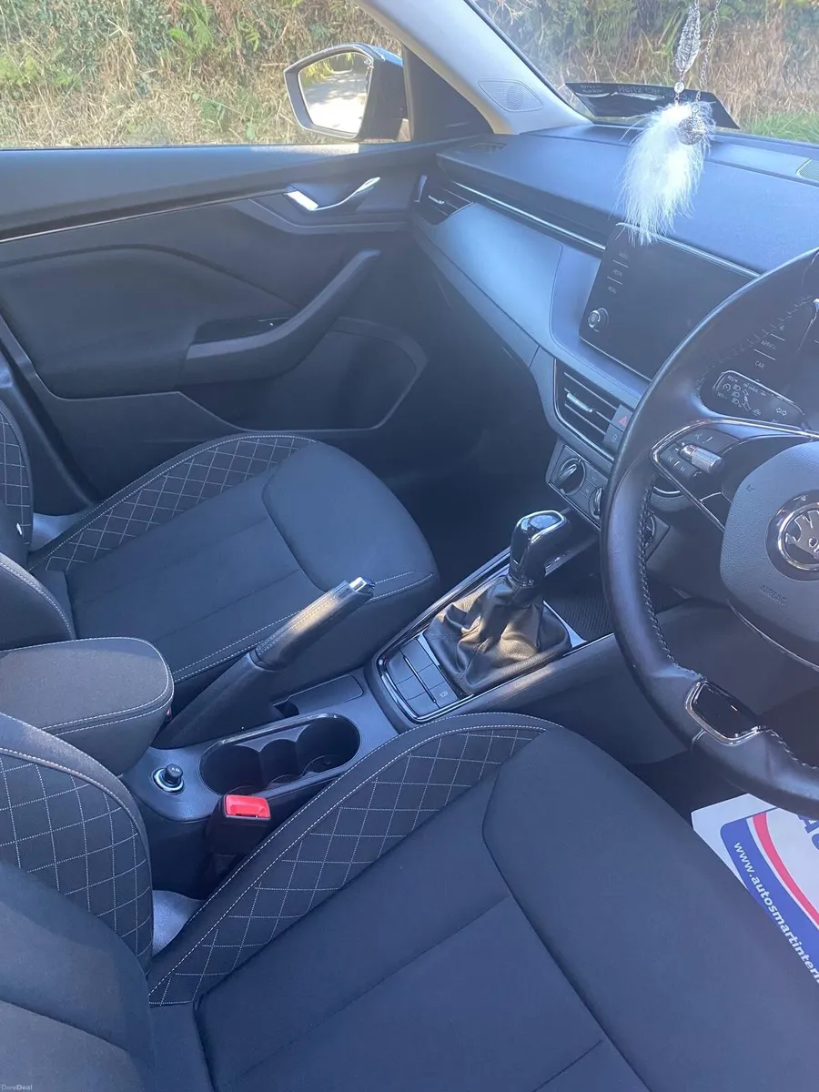 Skoda Kamiq 2022 1L petrol automatic - Image 3