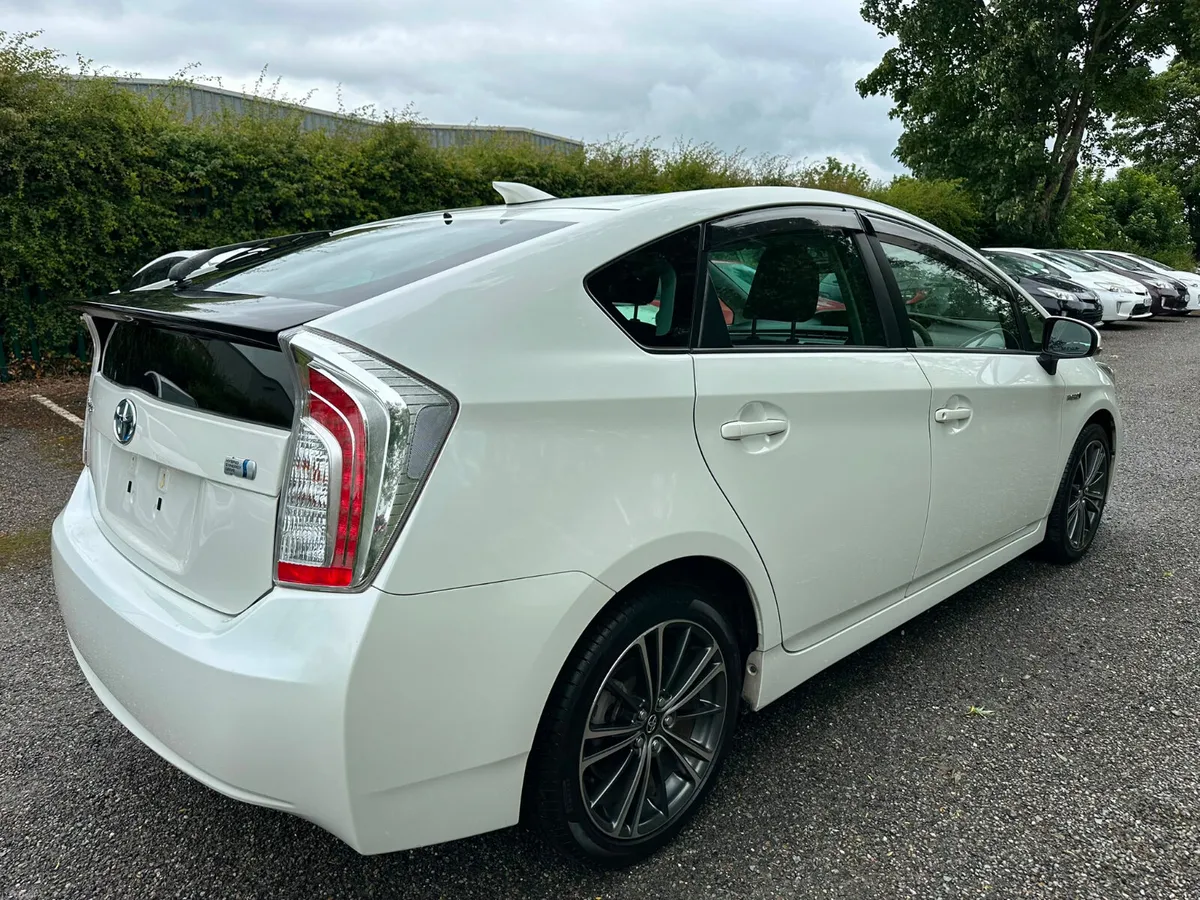 Toyota Prius - Image 3