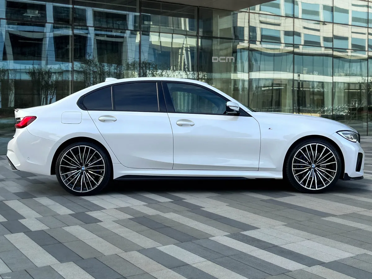 BMW 330e G20 M Sport iPerformance - Image 5