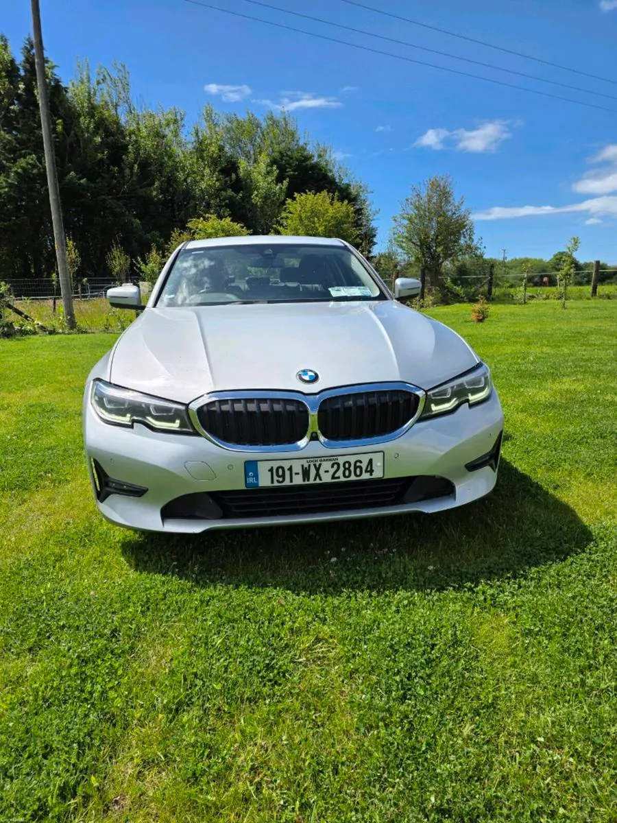 Car - Image 2