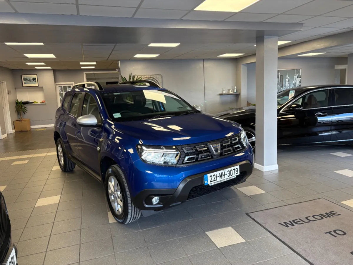 Dacia Duster COMFORT BLUE DCI 115 4X 4X2 5DR - Image 2