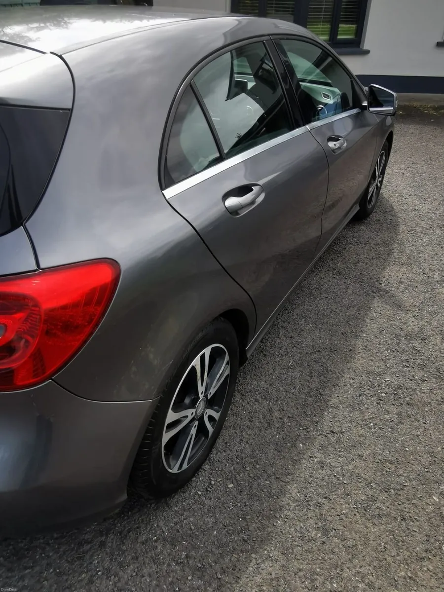Mercedes-Benz A-Class 2014 - Image 4