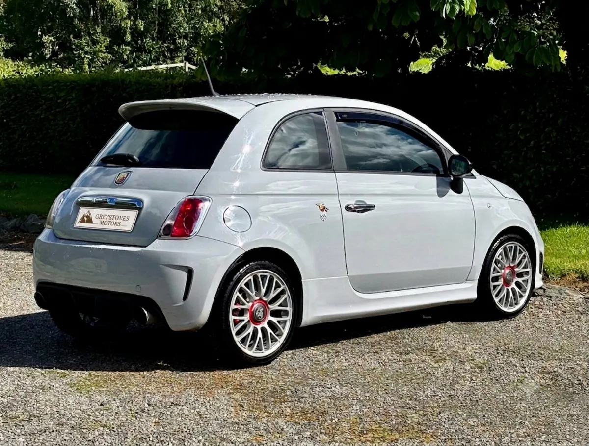 161 Abarth 595 Manual - Image 4