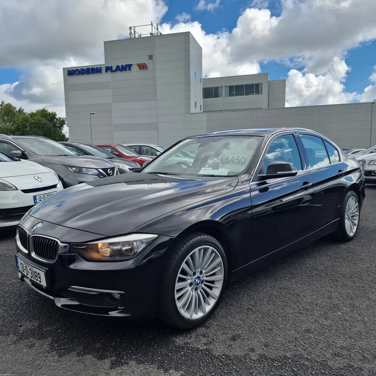 BMW 3-Series  318D LUXURY - Image 1