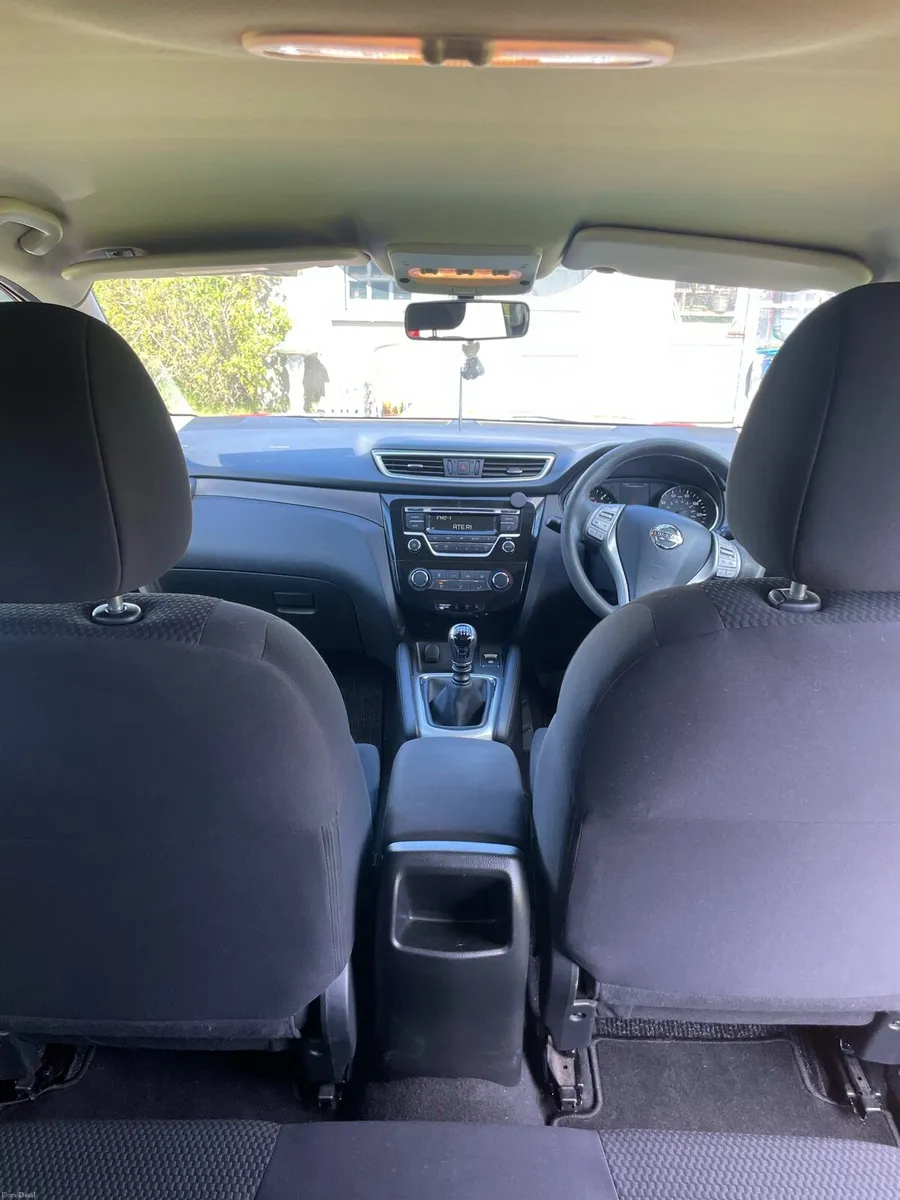 Car - Image 6