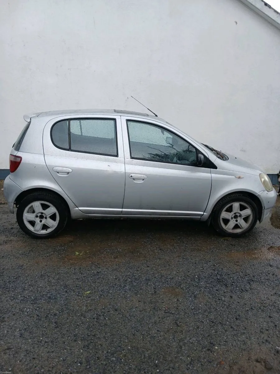 ToyotaYaris - Image 1