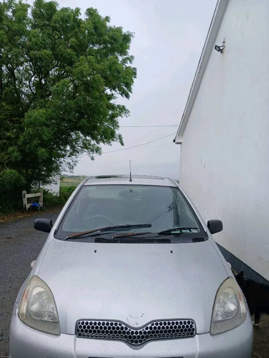 ToyotaYaris - Image 2