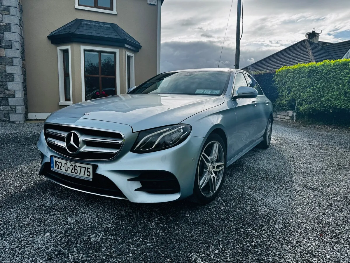 Mercedes-Benz E-Class 220D AMG **06/28 NCT** - Image 2