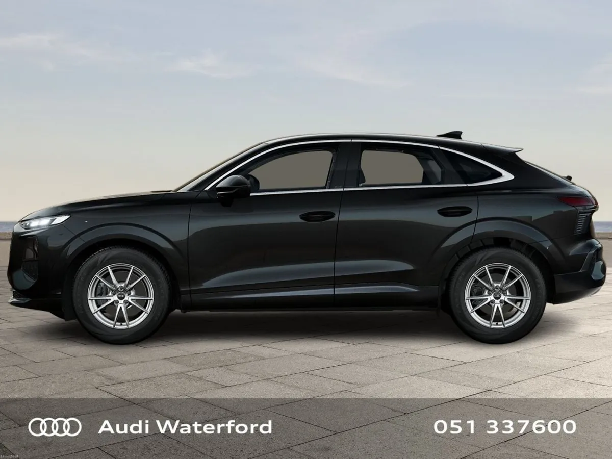 Audi Q3 Q3 SB TDI 150HP S-T SE - Image 3