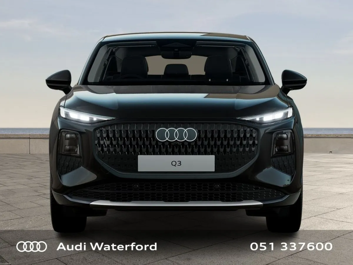 Audi Q3 Q3 SB TDI 150HP S-T SE - Image 4