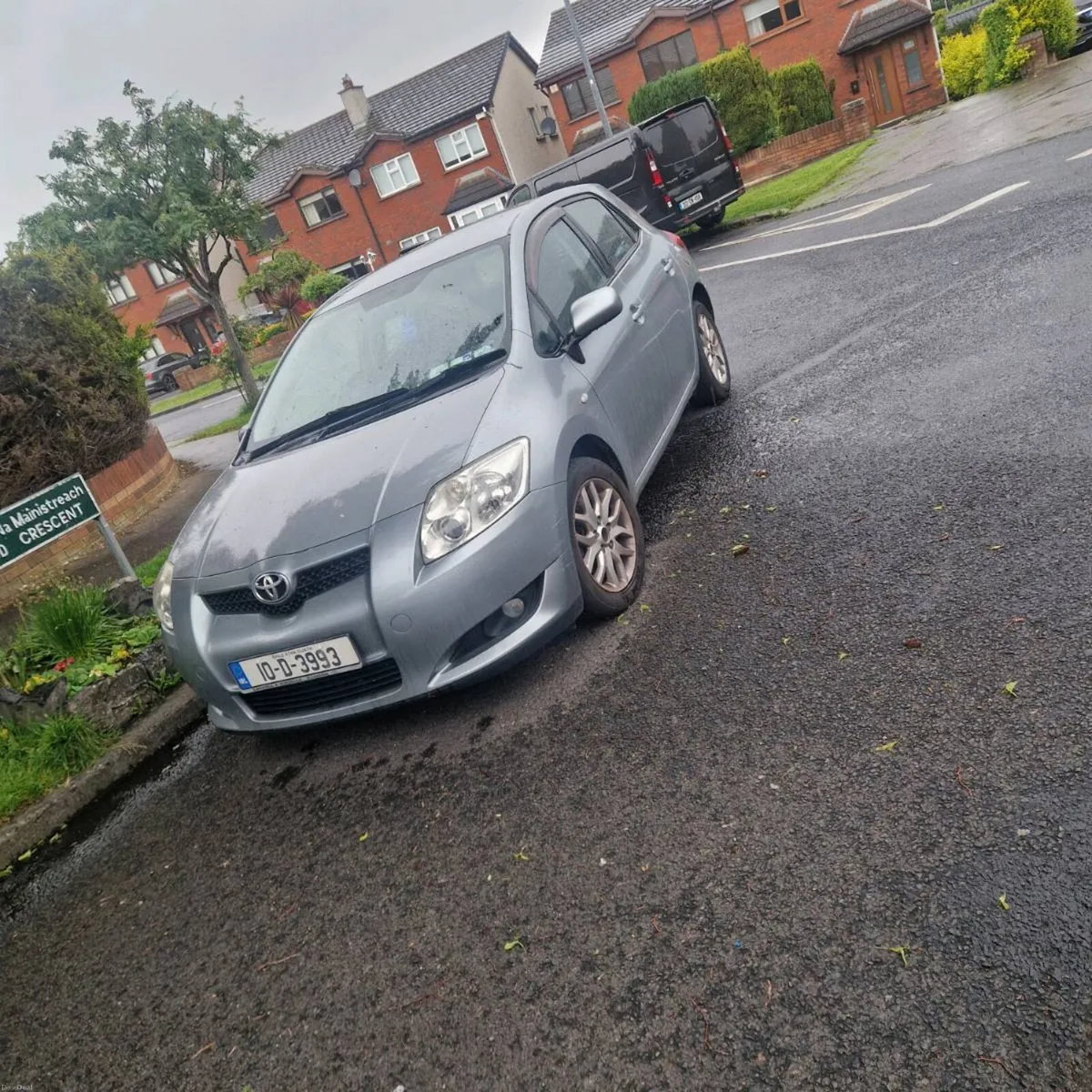 Toyota Auris - Image 1