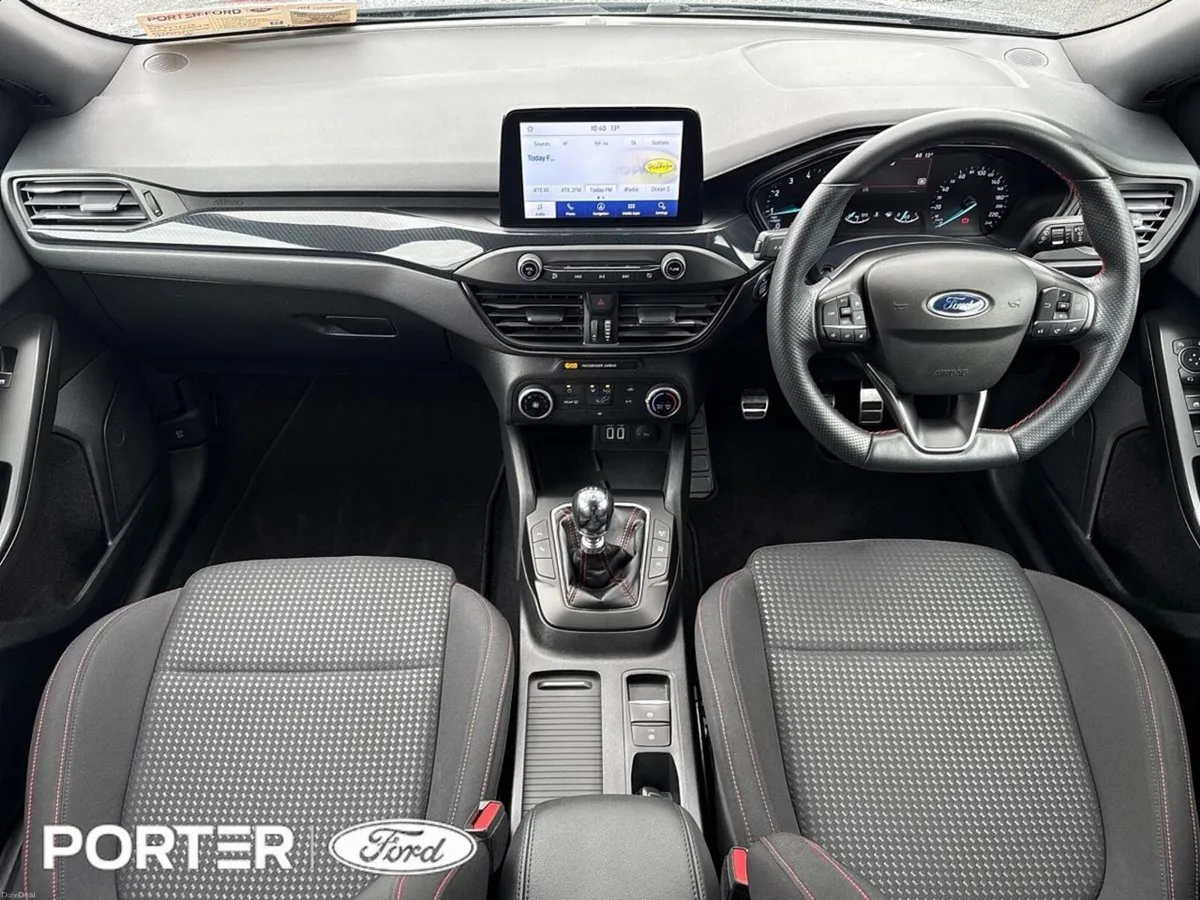 Ford Focus 1.0 ST LINE 125PS *18" ALLOYS* - Image 2