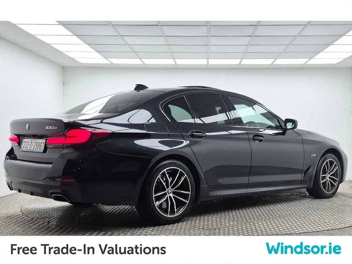 BMW 5-Series 530 e M Sport  PHEV 292 Auto Start/St - Image 2