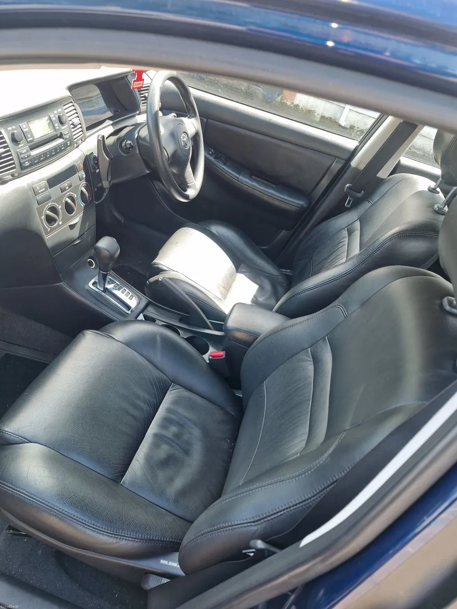 Toyota Corolla 2004 Automatic Low miles - Image 3