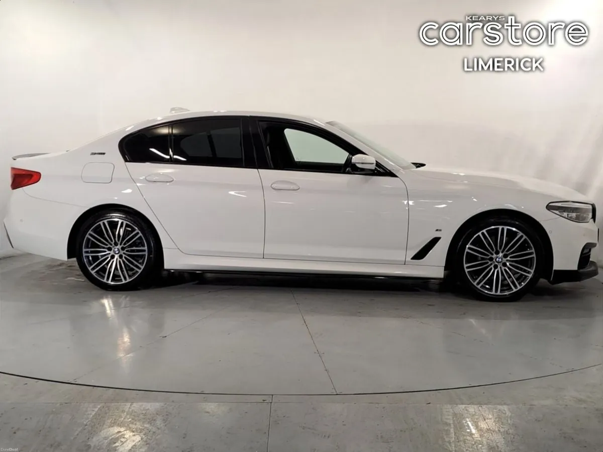 BMW 5-Series 530e M SPORT Auto - Image 2