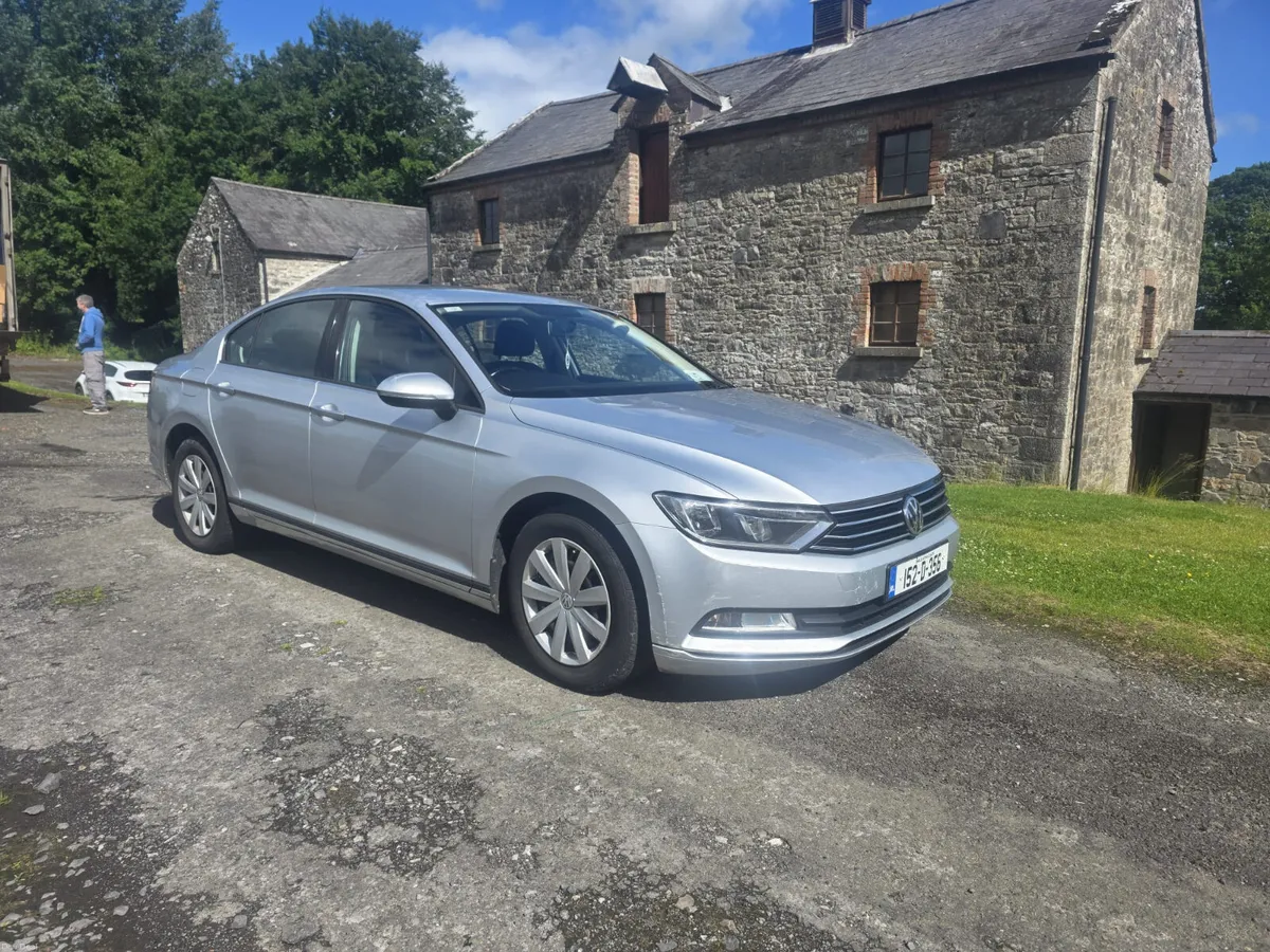 Volkswagen Passat 1.6 diesel - Image 1