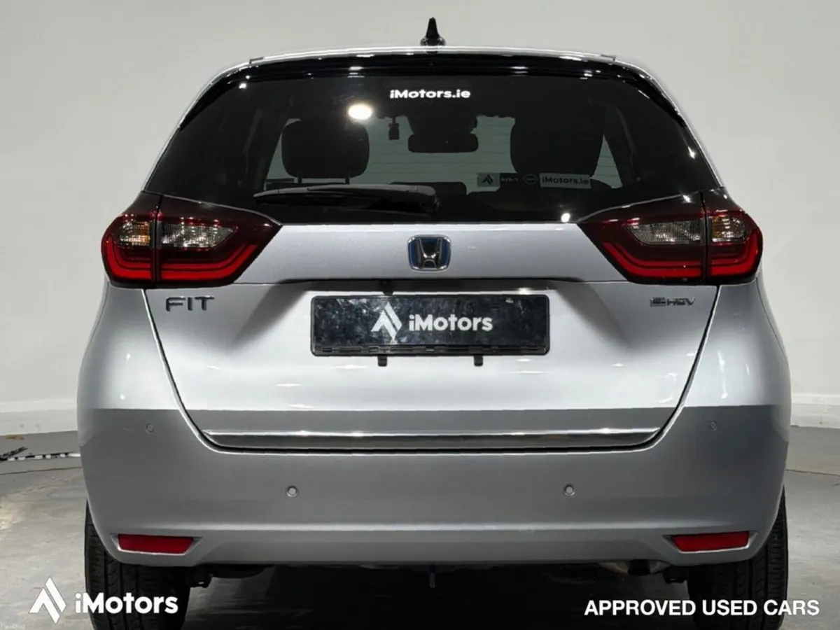 Honda Fit LUXE EDITION - Image 4