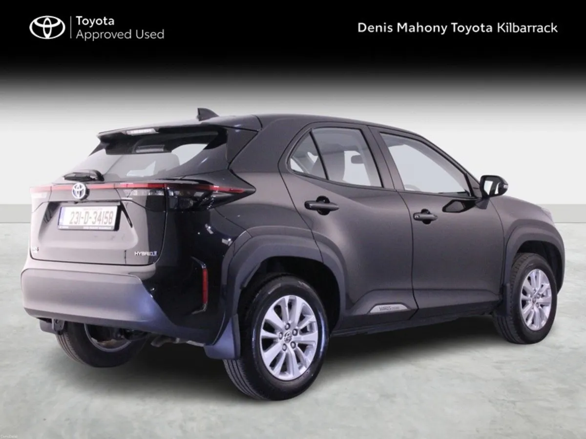 Toyota Yaris Cross Luna Hybrid - Image 2