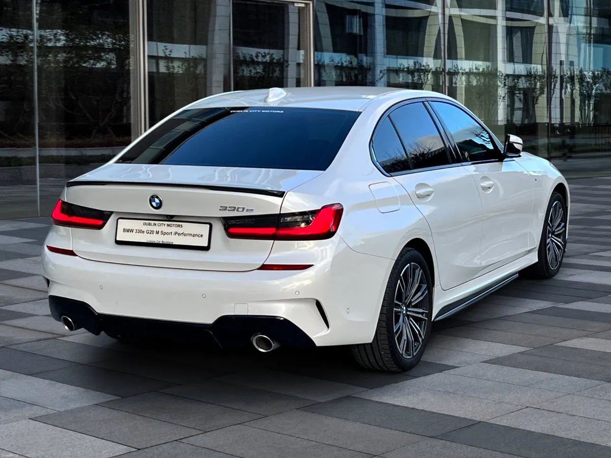 BMW 330e G20 M Sport iPerformance - Image 5