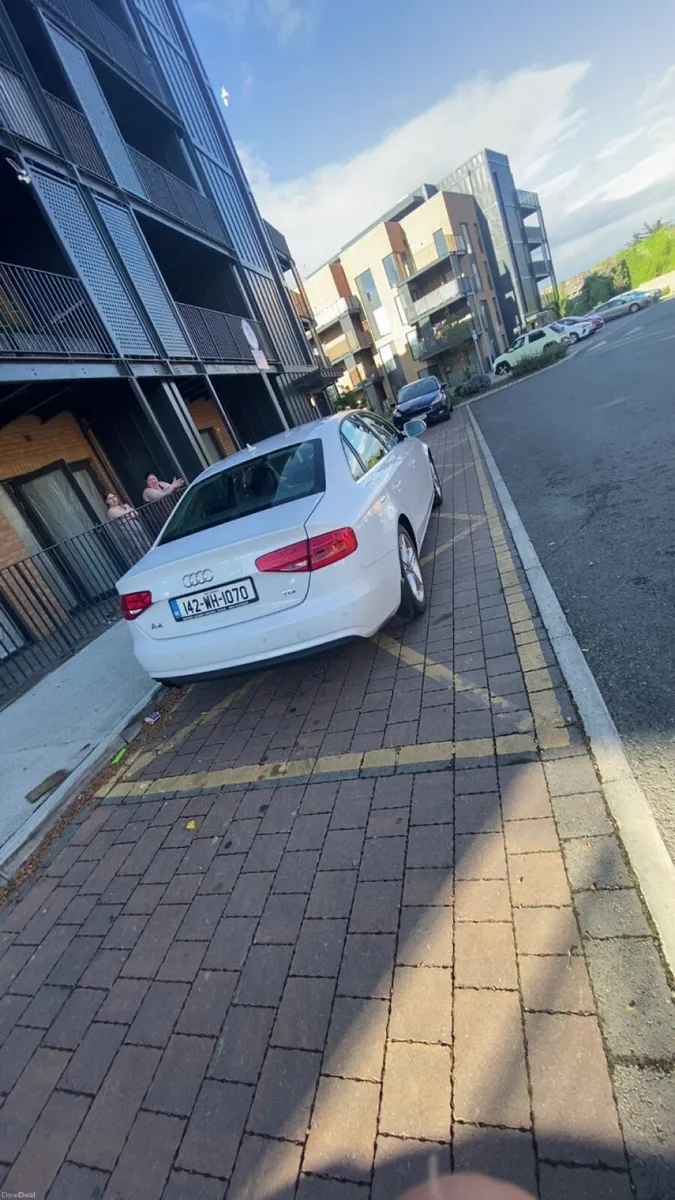 Audi A4 2.0tdi NCT 3/27 - Image 2