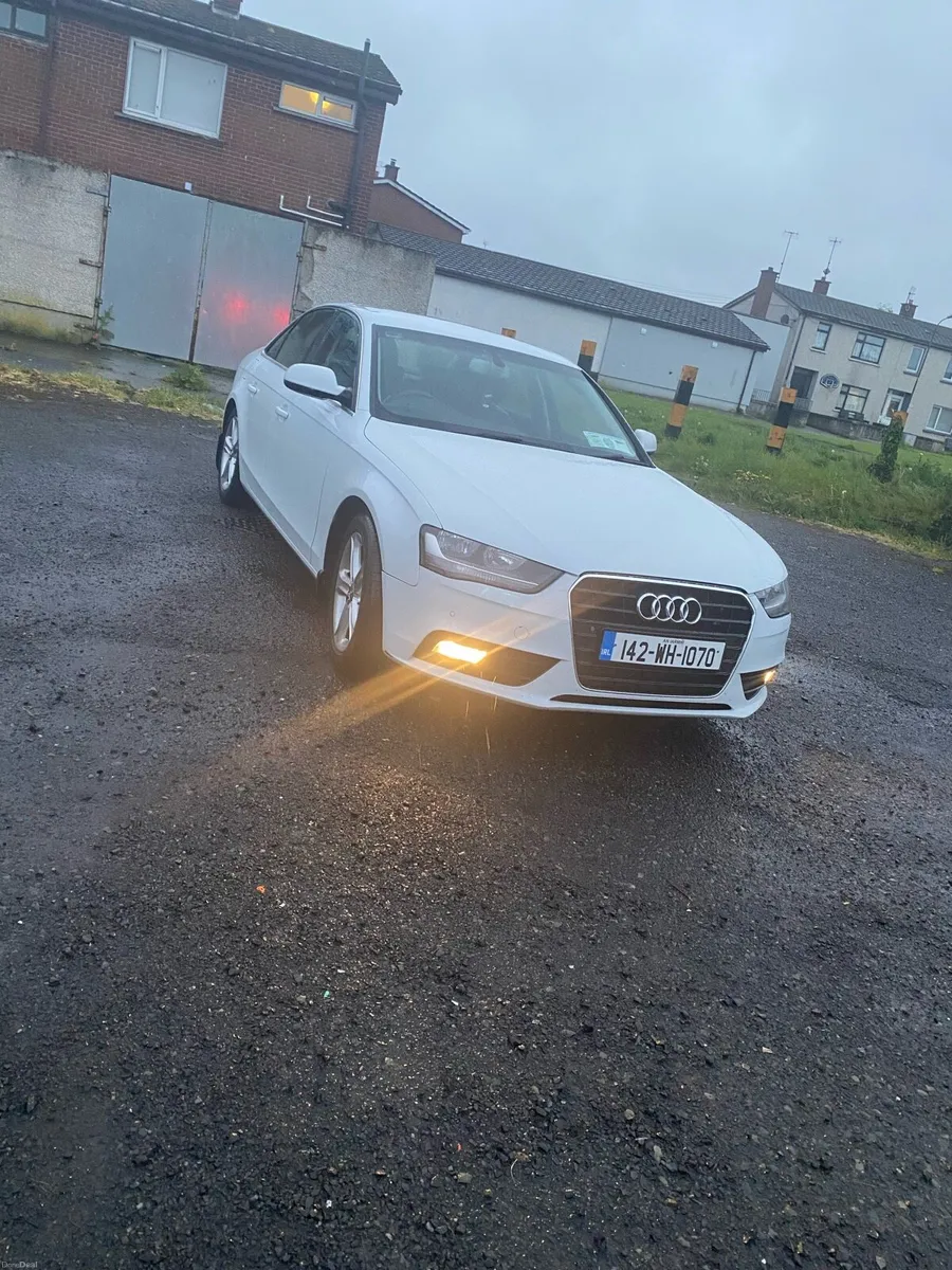 Audi A4 2.0tdi NCT 3/27 - Image 3
