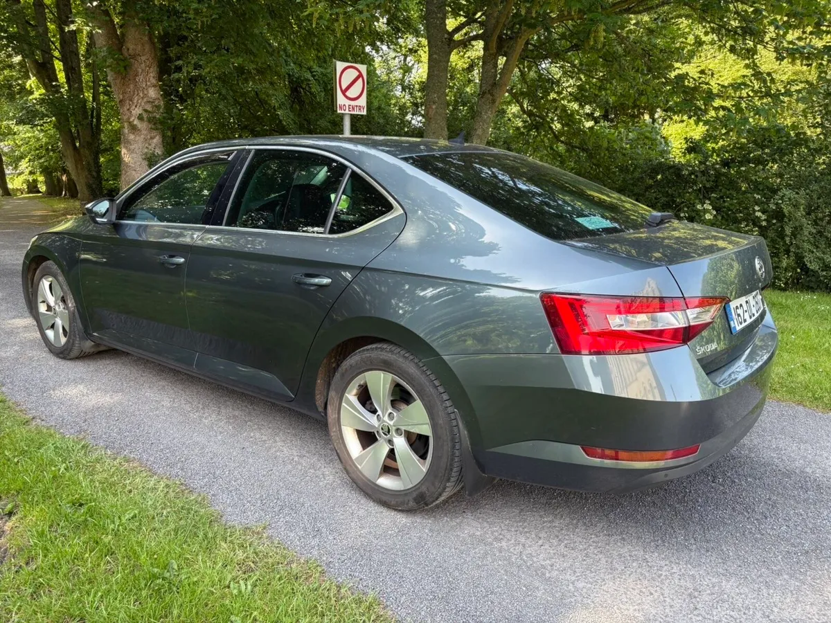 2016/162 SKODA SUPERB 2.0 TDI BUSINESS AUTOMATIC - Image 4