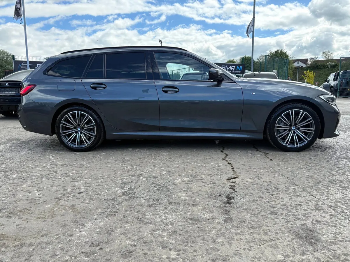 2021 BMW ESTATE 330 M SPORT AUTO HYBRID - Image 4