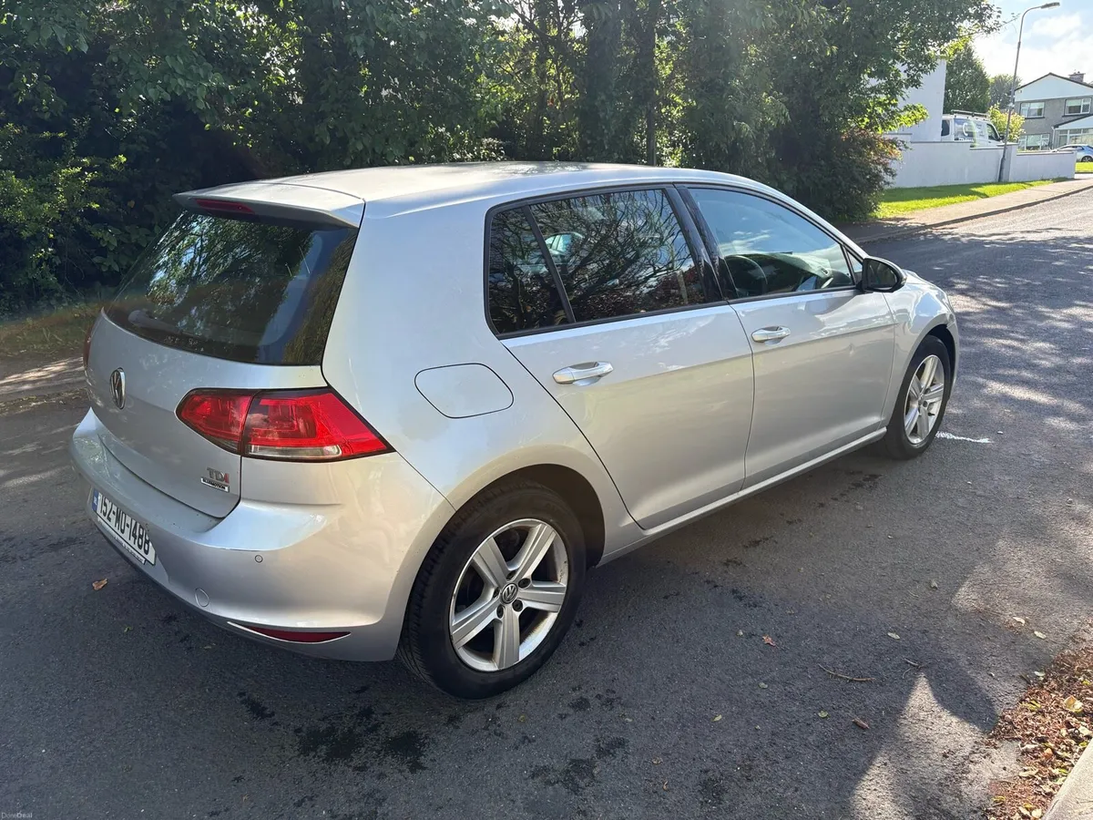 2015/152 VOLKSWAGEN GOLF 1.6 TDI BLUEMOTION 110PS - Image 4