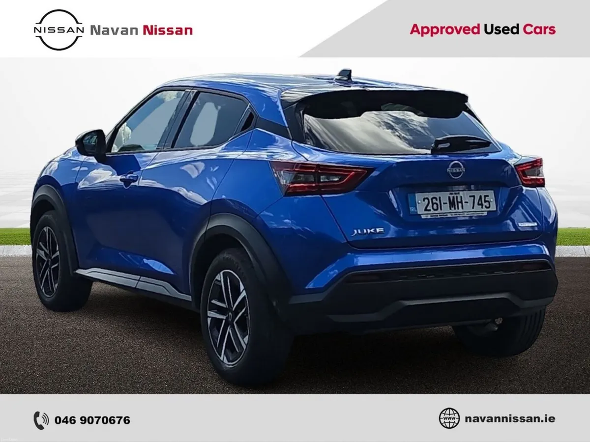 Nissan Juke HYBRID 1.6 SV PREMIUM *EX DEMO* - Image 6