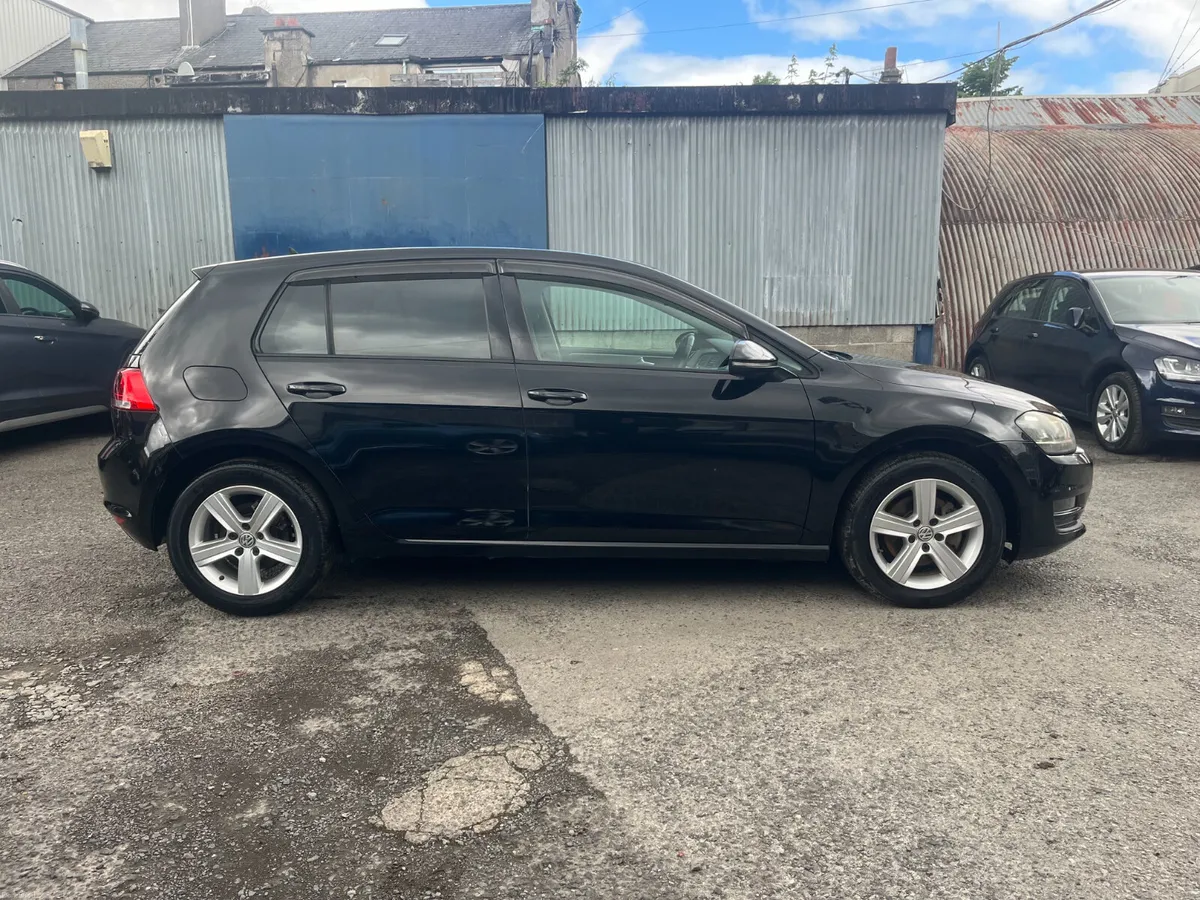 Volkswagen Golf 2015, COMFORTLINE, AUTOMATIC - Image 2