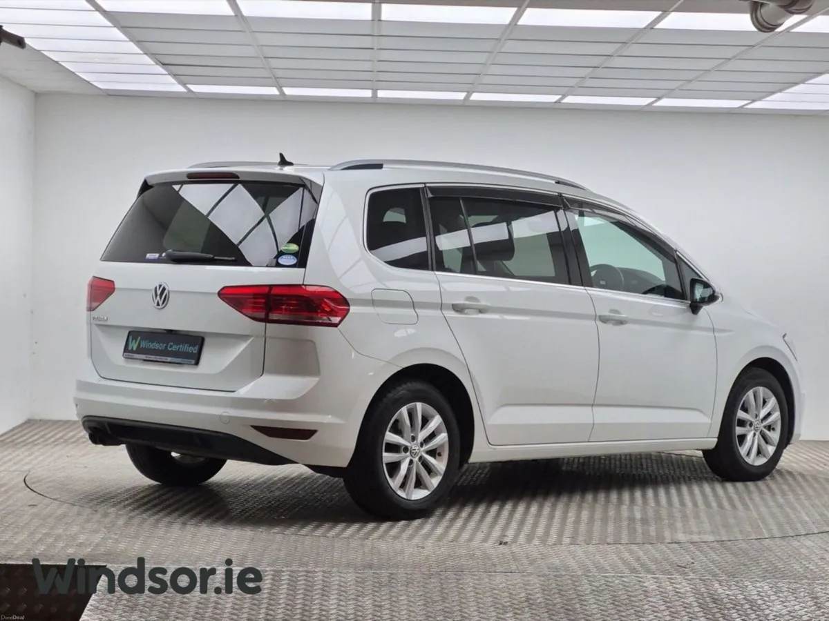 Volkswagen Touran TSI Comfort Line - Image 3