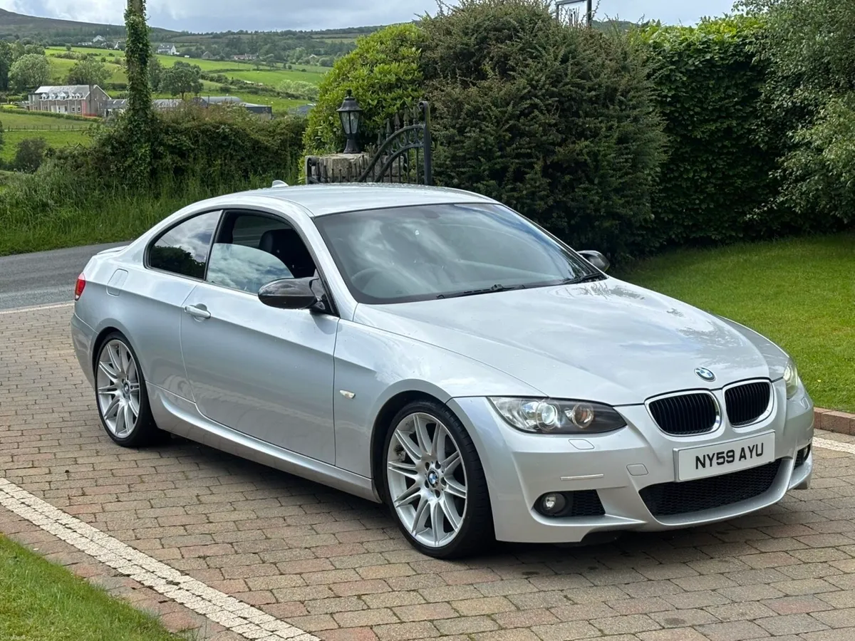 BMW 320i coupe - Image 1