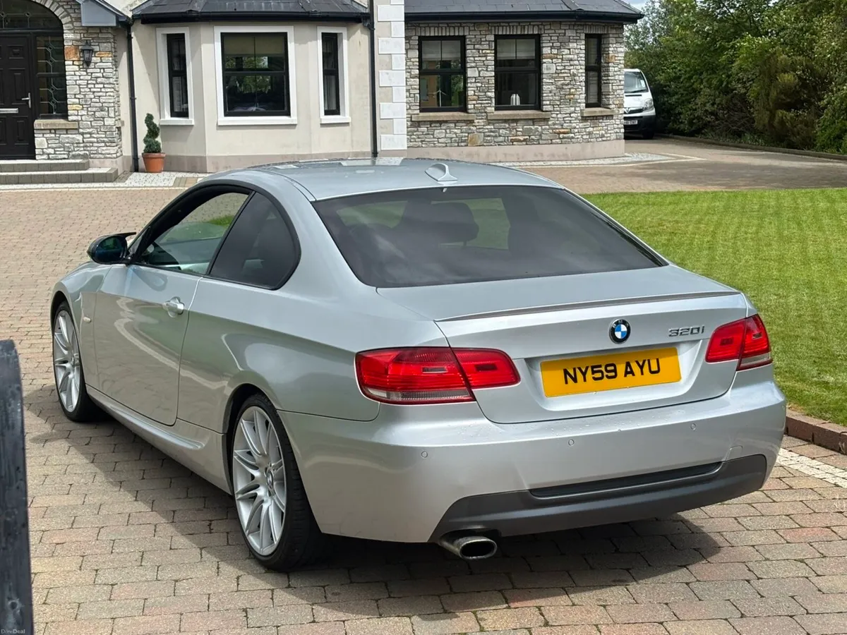 BMW 320i coupe - Image 3