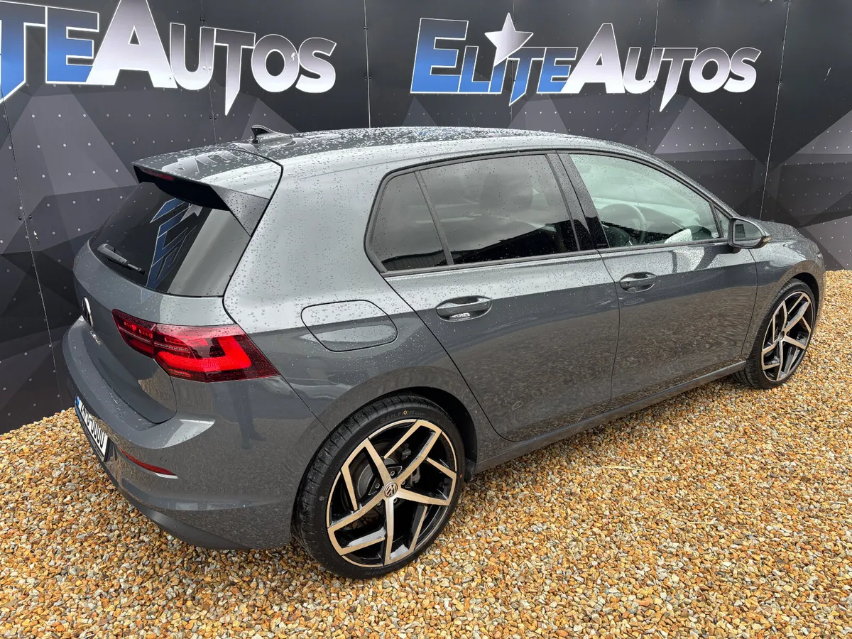 Volkswagen Golf TDI 150 HP Automatic 2024 - Image 2