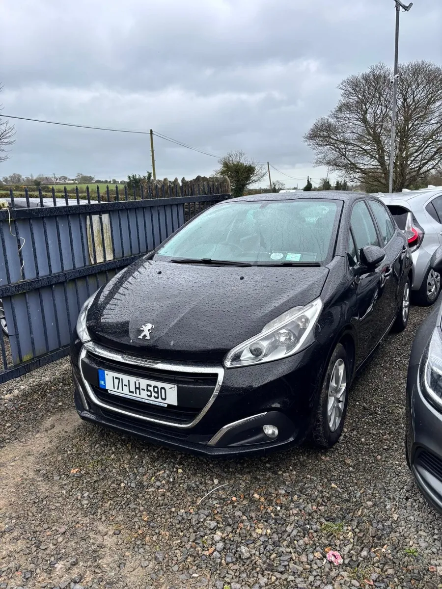 Peugeot 208 2017 - Image 1