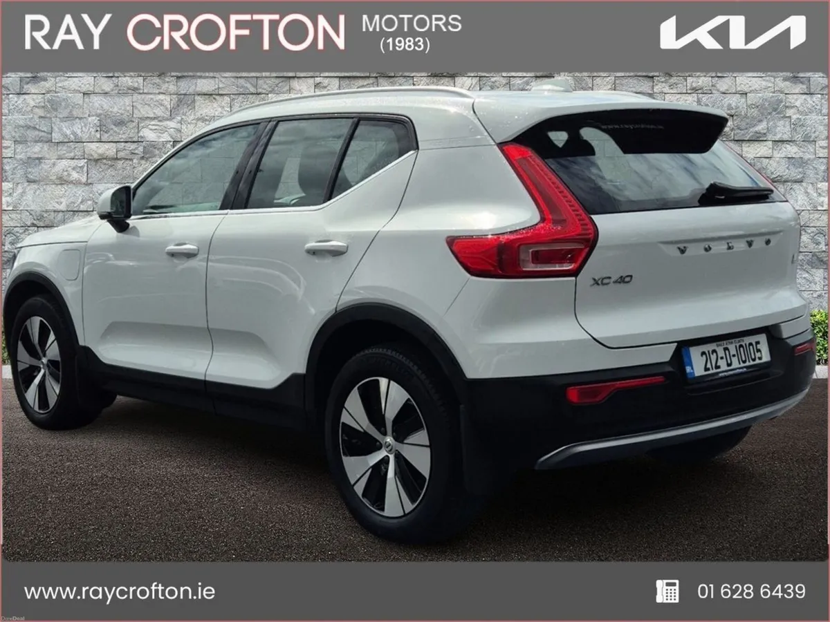 Volvo XC40 PHEV T4 (197hp) Insciption FWD - Image 4