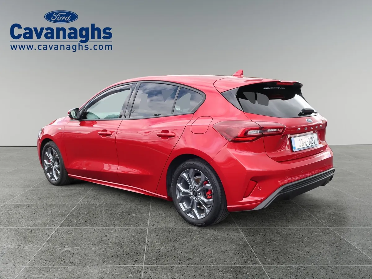 2023 Ford Focus St-line 1.0t 125 M6 Fwd 4dr - Image 3