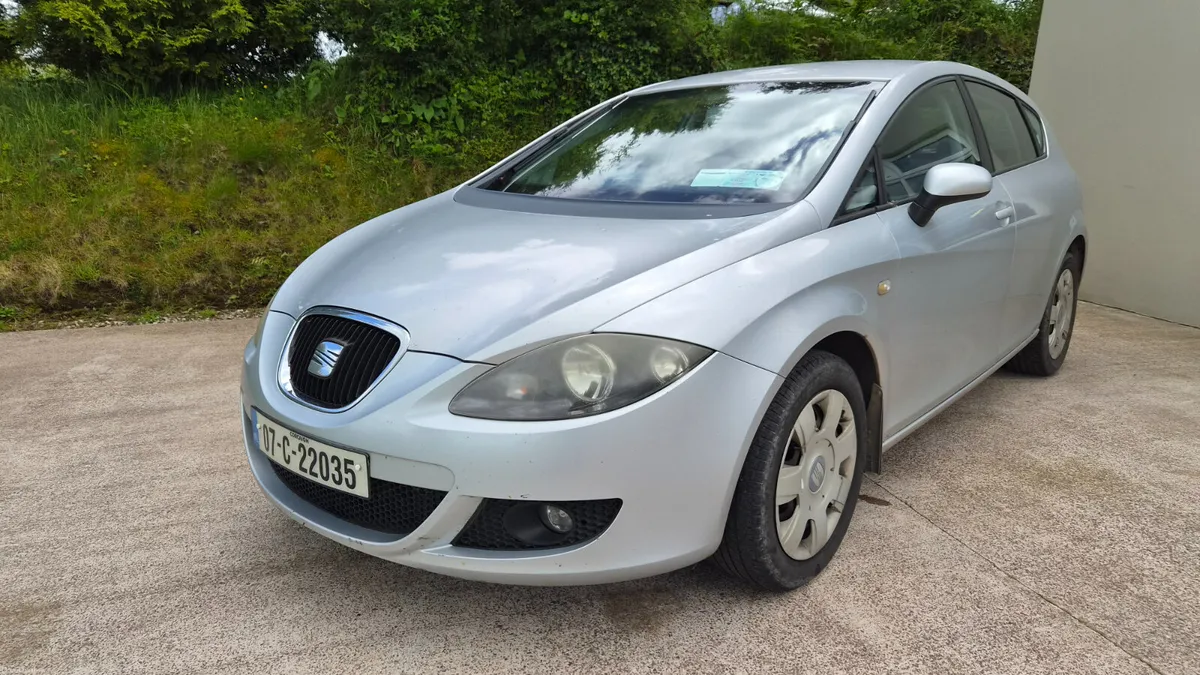 07 LEON - NEW ALTERNATOR, BELT AND BATTERY - TAXED - Image 1
