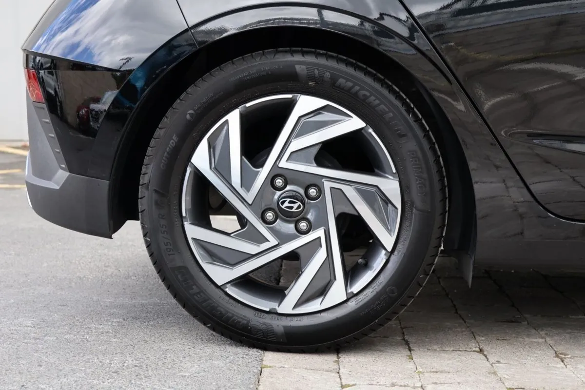 Hyundai i20 i20 Deluxe Plus - Image 3