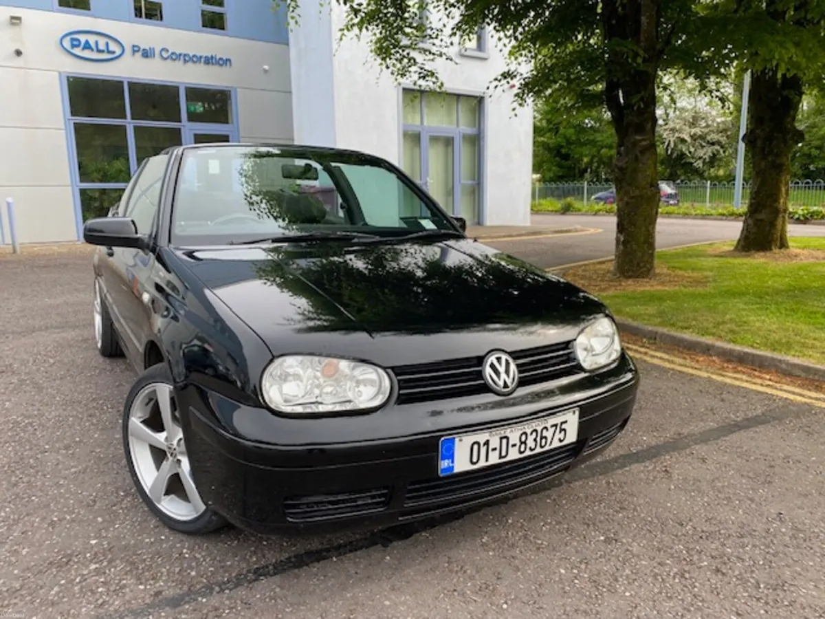 Volkswagen Golf 2001 - Image 1