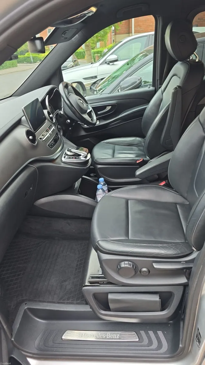 Mercedes-Benz V-Class 2019 - Image 5