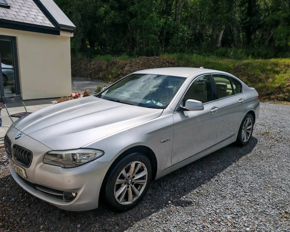 BMW 520d 2011 - Image 4