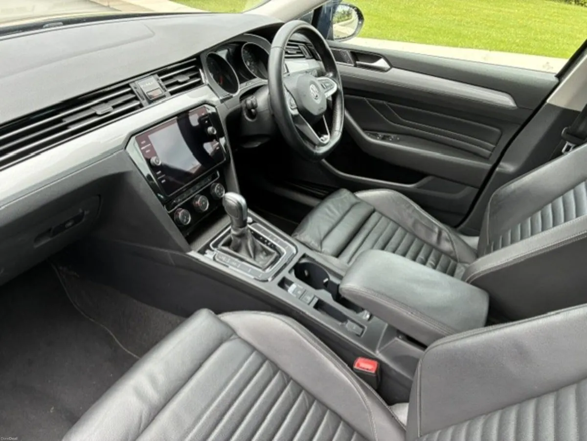 Volkswagen Passat 1.6 TDI Automatic - Image 6