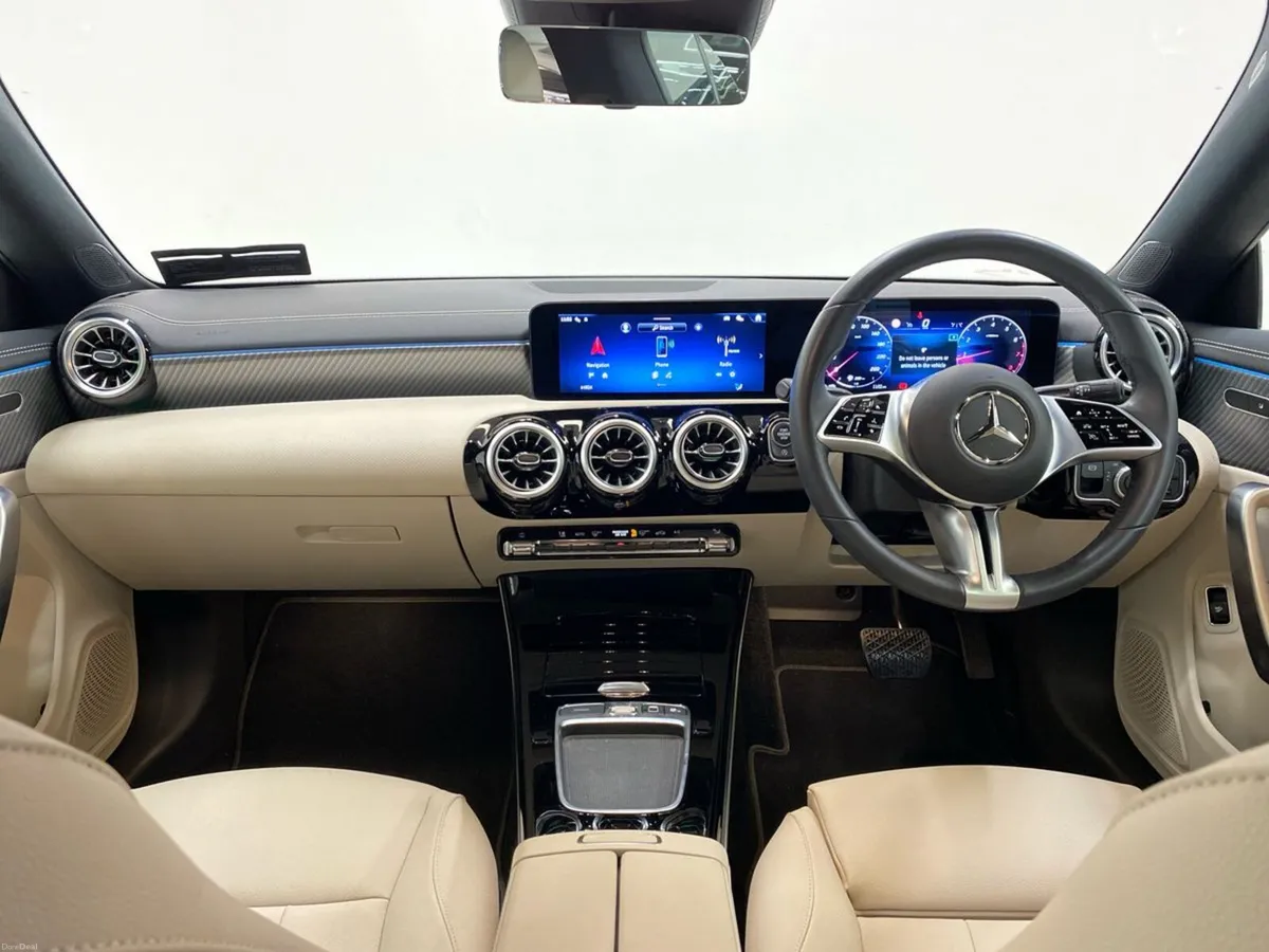 Mercedes-Benz CLA CLA 180 Coup Progressive Edition - Image 4