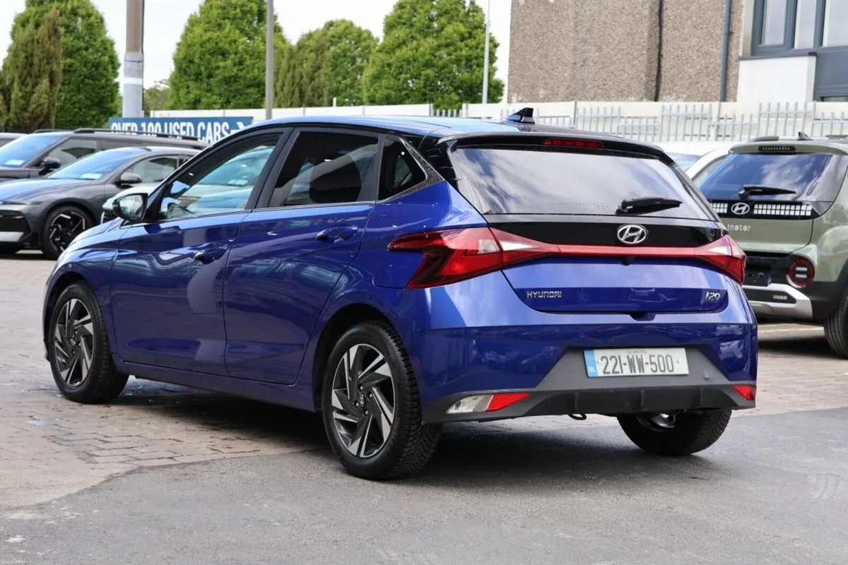 Hyundai i20 1.2 Deluxe plus , Low Mileage - Image 4