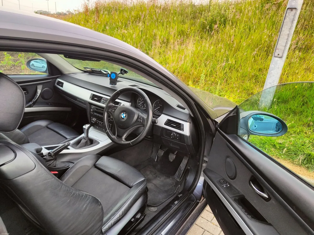 BMW 3-Series 2008 - Image 4